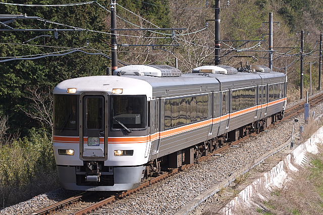 b哇|g